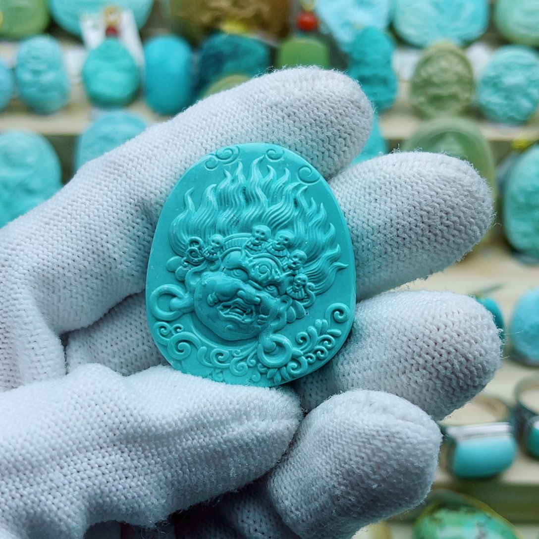 绿松石未镶嵌珠宝奇石