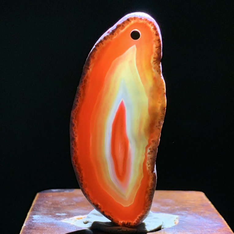 巴西玛瑙原石切片吊坠橘红色毛衣链339尺寸59/25/6mm