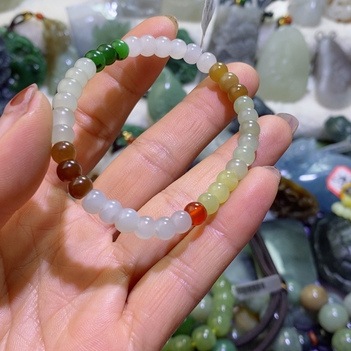 和田玉边角料未镶嵌