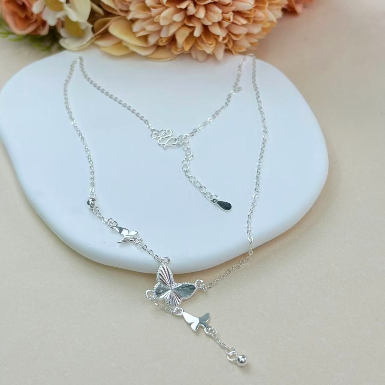 中国珠宝 链子925银 大小车花镭射蝴蝶项链甜美高级流苏锁骨链