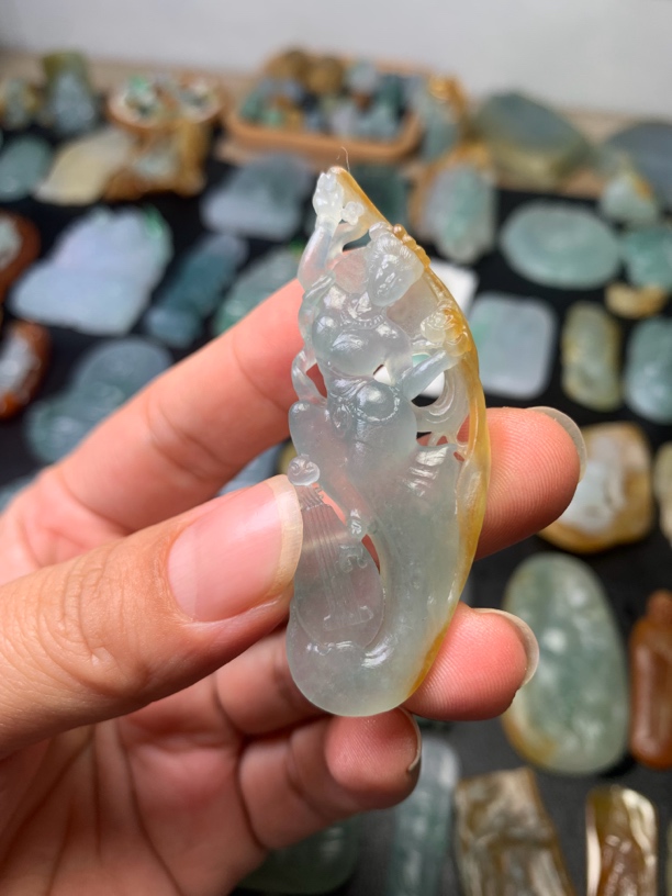 缅甸a货翡翠飞天