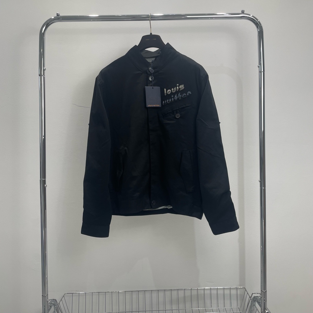 99新 LouisVuitton/路易威登  串珠黑色行政夹克 尺码46 yy00299