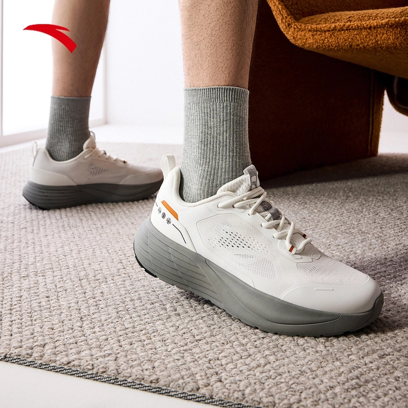 安踏悠行户外休闲鞋男子健身秋季百搭跑步通勤运动鞋112538810-YH