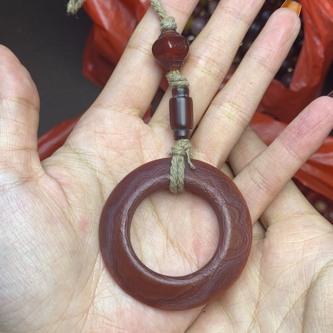 玛瑙/玉髓颈饰未镶嵌