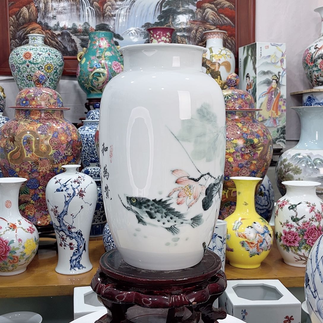 崔***1摆件景德镇的陶瓷