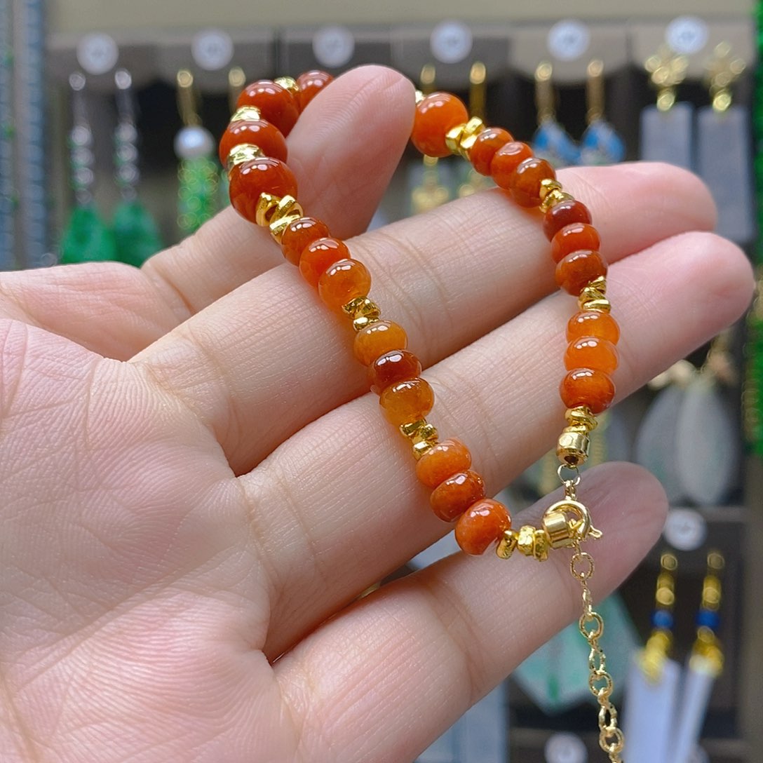 未镶嵌翡翠耳饰翡翠