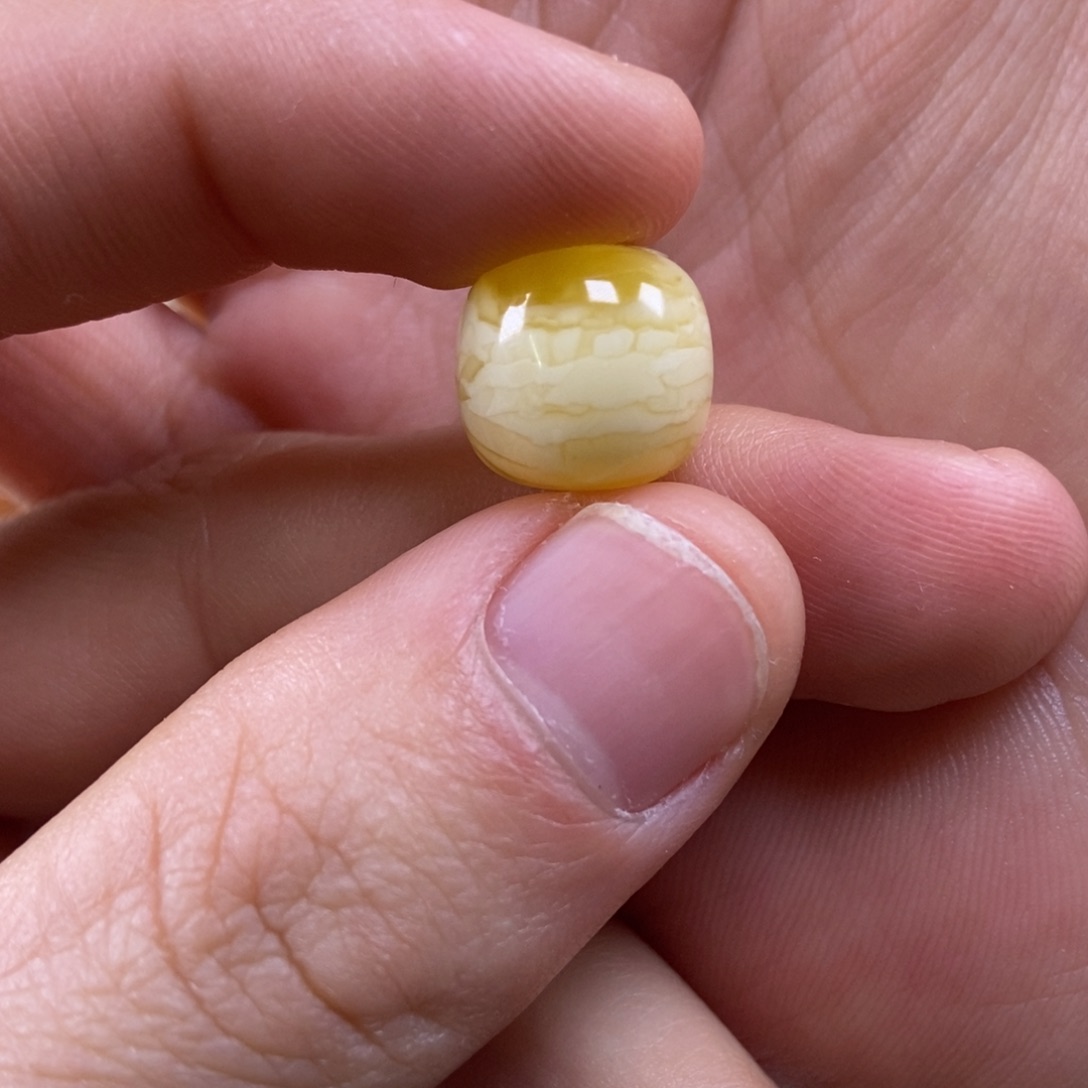 琥珀未镶嵌珠宝奇石13.1mm