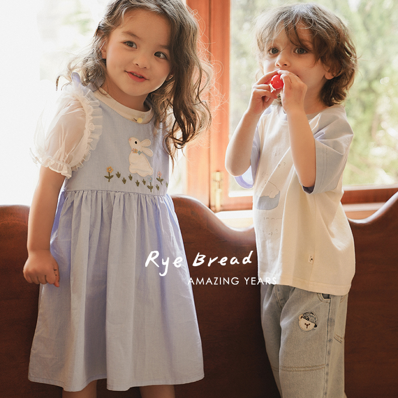 黑面包童装 兔子刺绣连衣裙女童格子系带背心背带裙3夏季