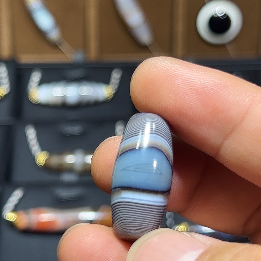 用***4玛瑙/玉髓未镶嵌颈饰