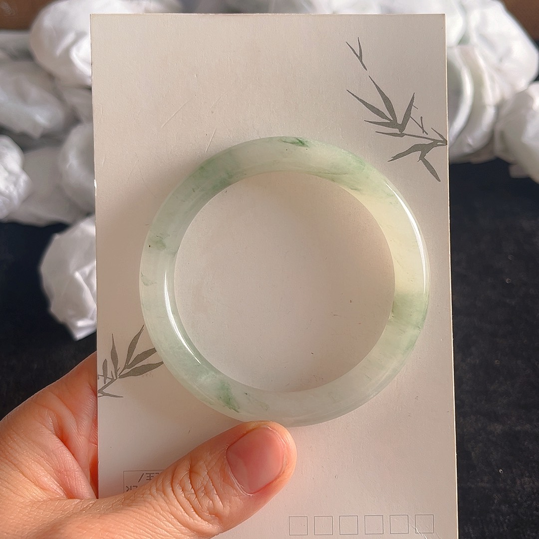未镶嵌手镯石英质玉17