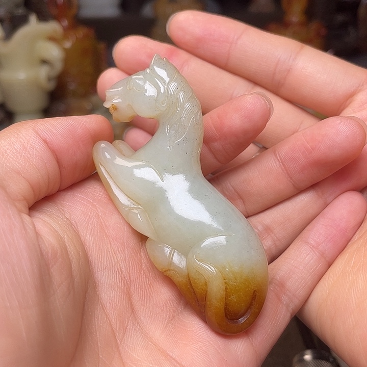 沃***丰和田玉未镶嵌挂件