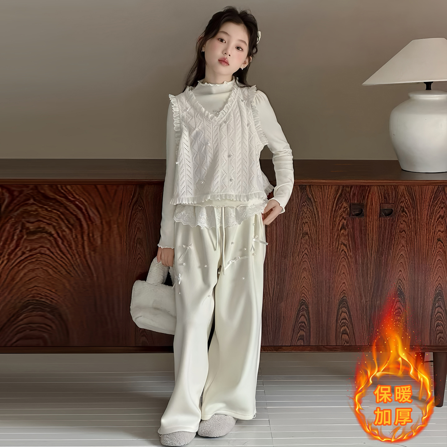 女童秋冬蕾丝背心套装2025新款儿童长袖打底衫马甲阔腿裤子三件套