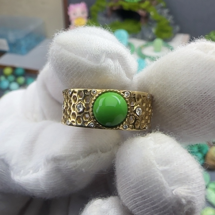 绿松石绿松石菜籽黄未镶嵌