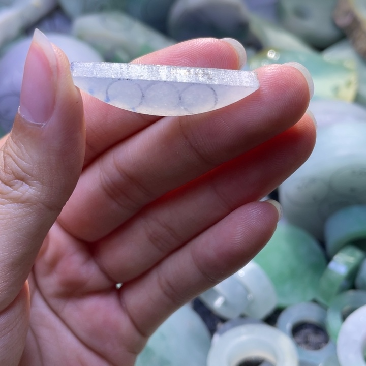 定制翡翠未镶嵌白冰