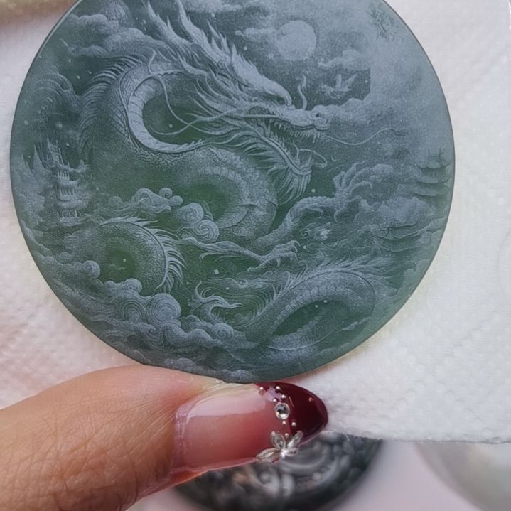 翡翠颈饰未镶嵌天然的A货翡翠多样性发货