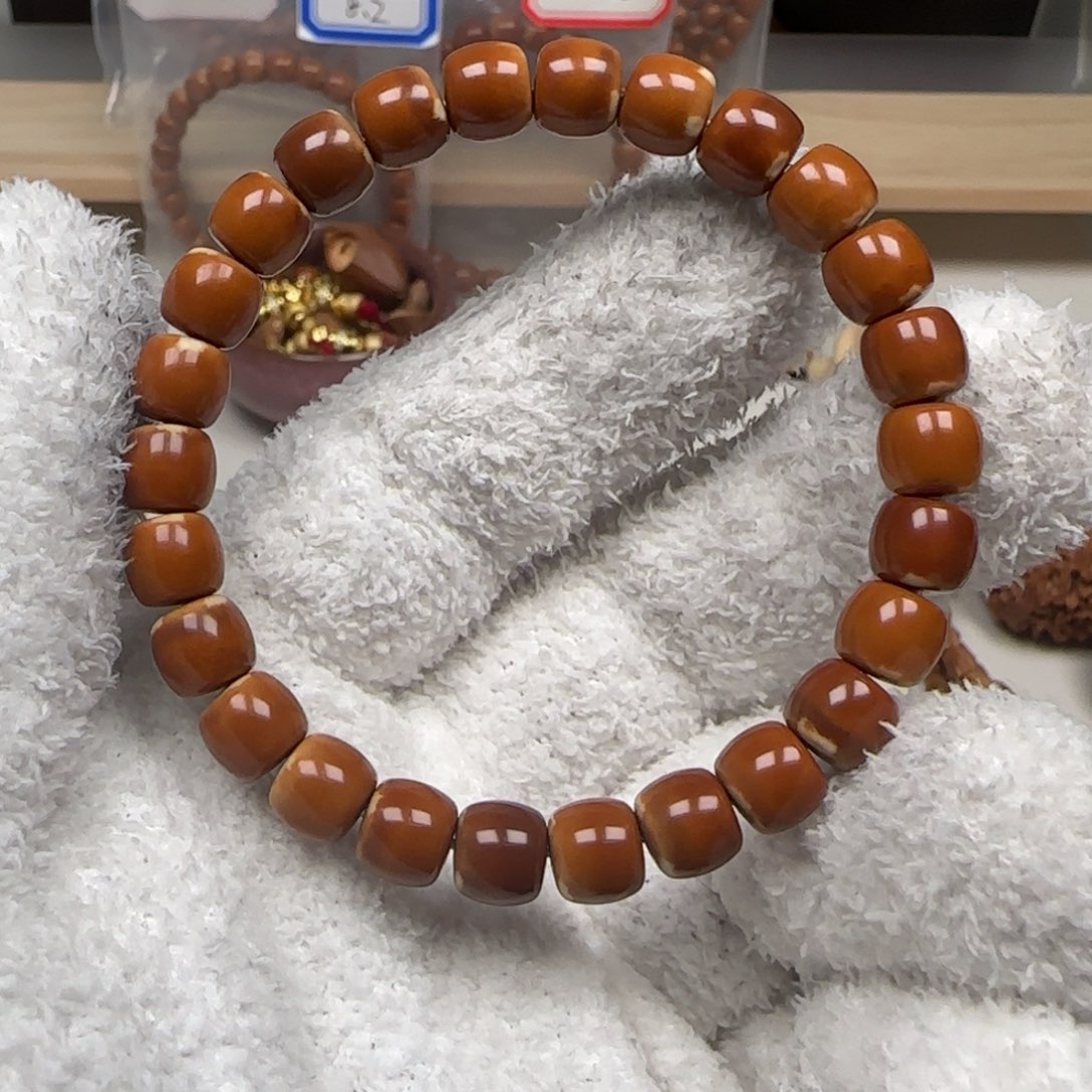 手串橄榄核老挝单圈正三花微白微反油8.5福利