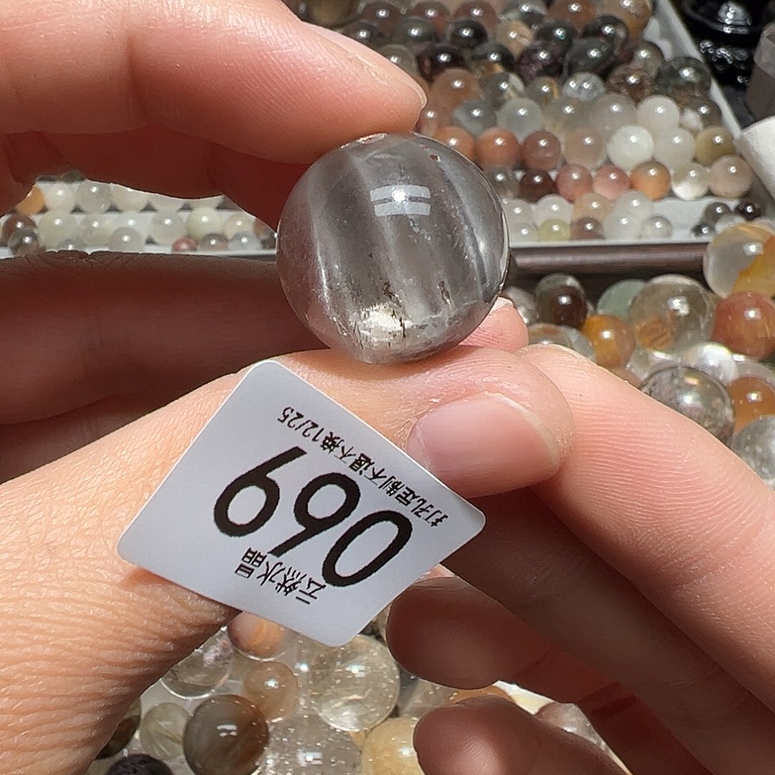 未镶嵌水晶珠宝半成品