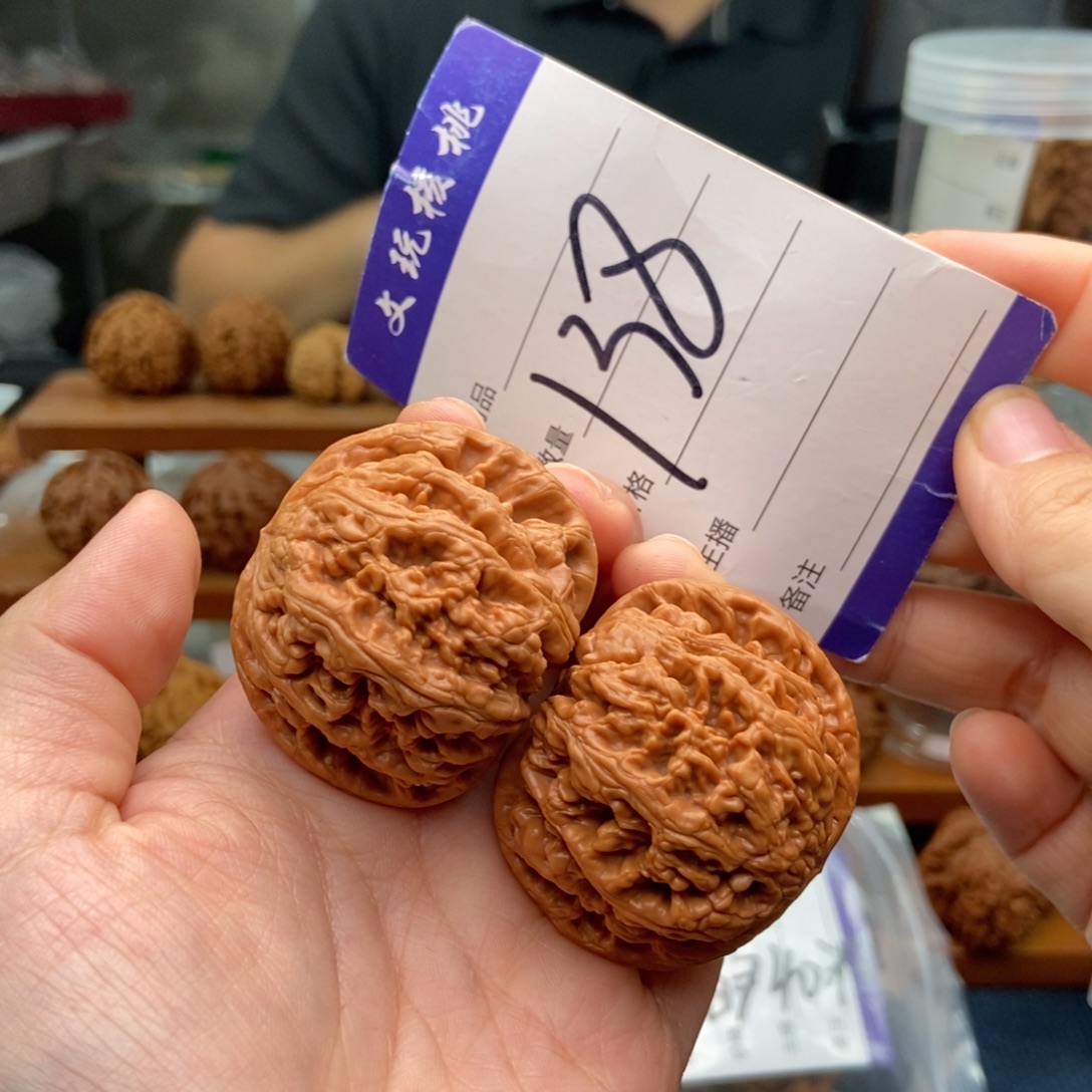 文玩核桃把件44粗筋