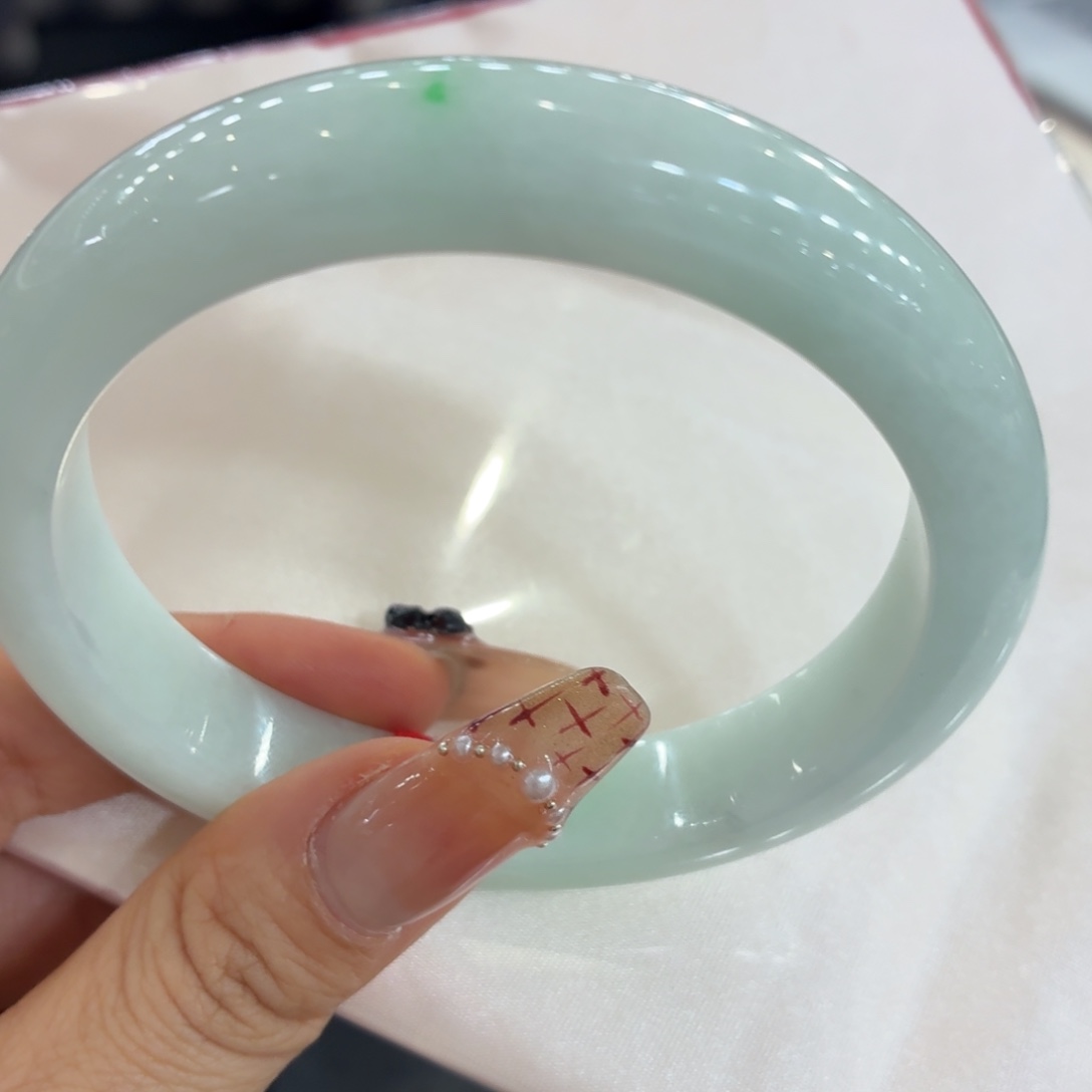 l***机翡翠未镶嵌手镯手镯