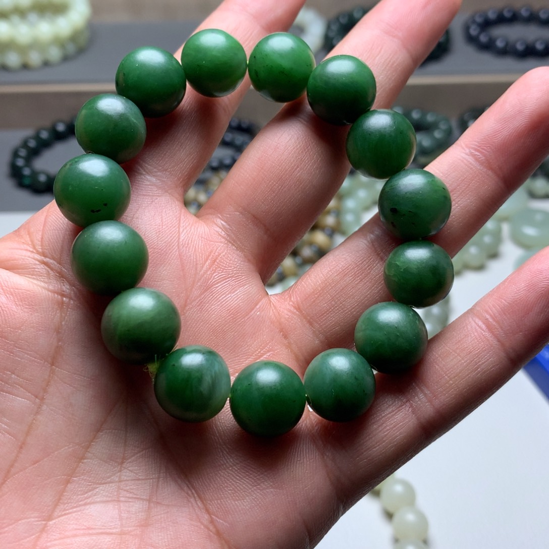 和田玉未镶嵌手链