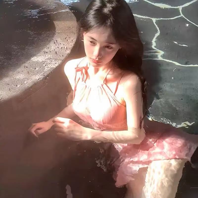 连体网纱泳衣女显瘦小胸吊带温泉度假沙滩泳装粉色显白聚拢大胸