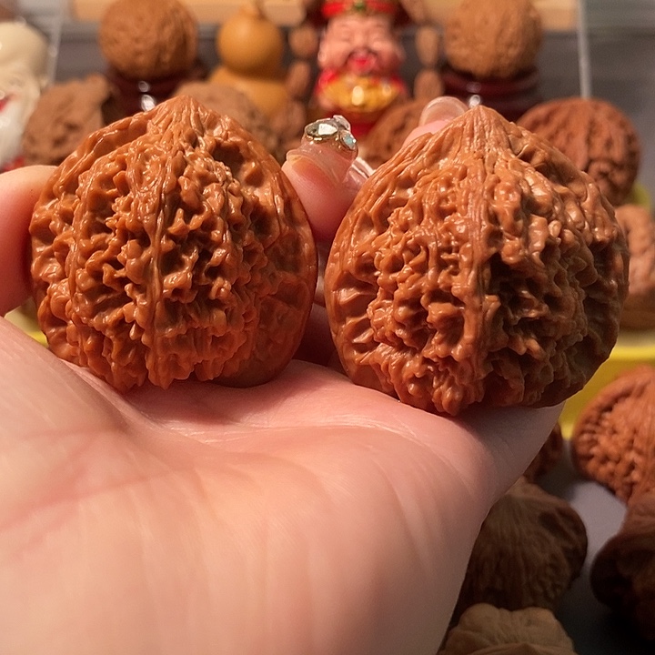 文玩核桃吊坠46满天星