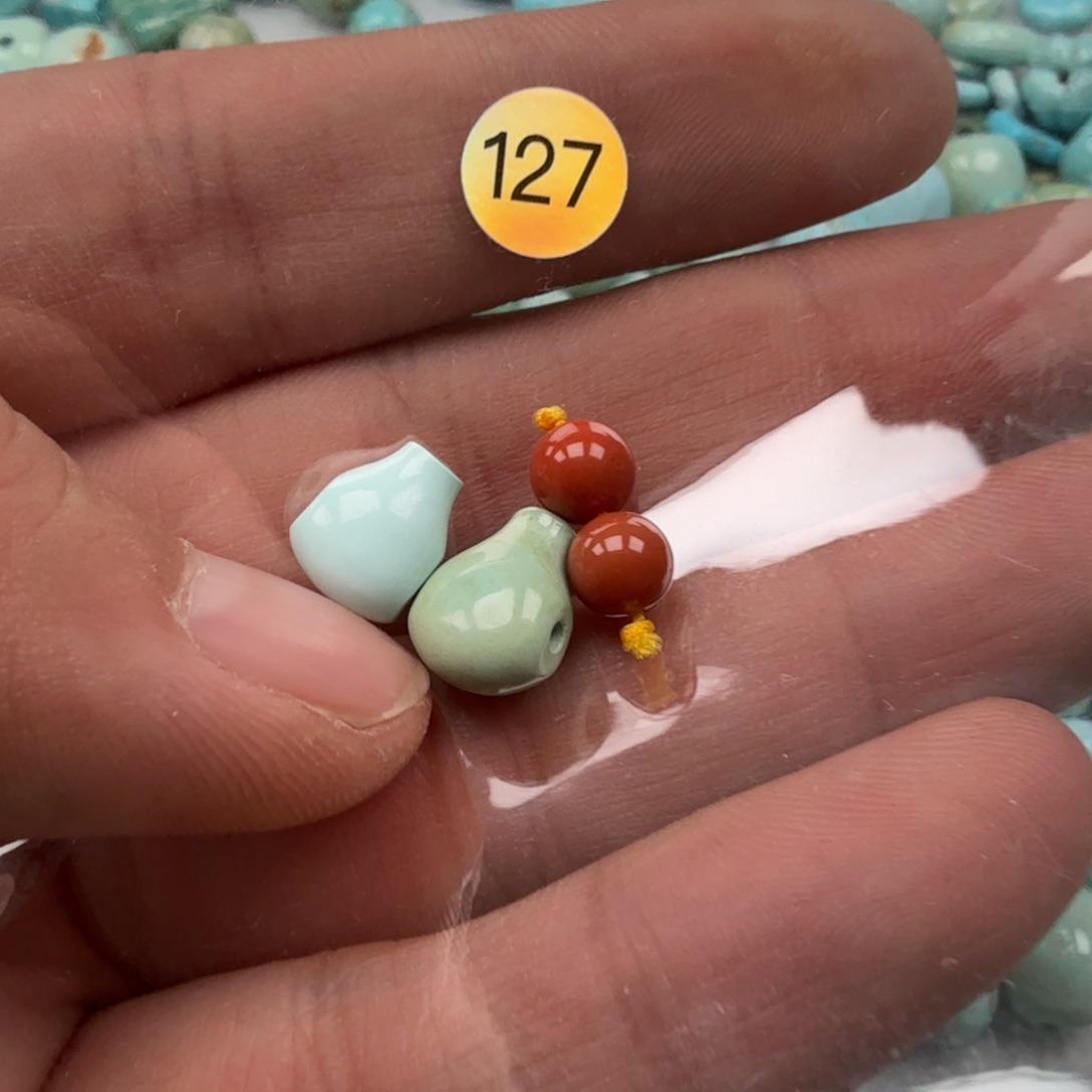 南红玛瑙未镶嵌珠宝奇石