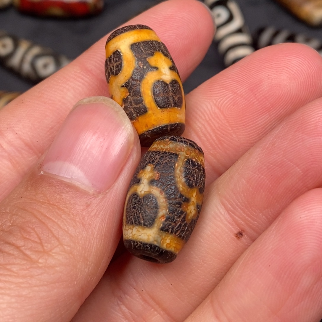 玛瑙/玉髓合金颈饰