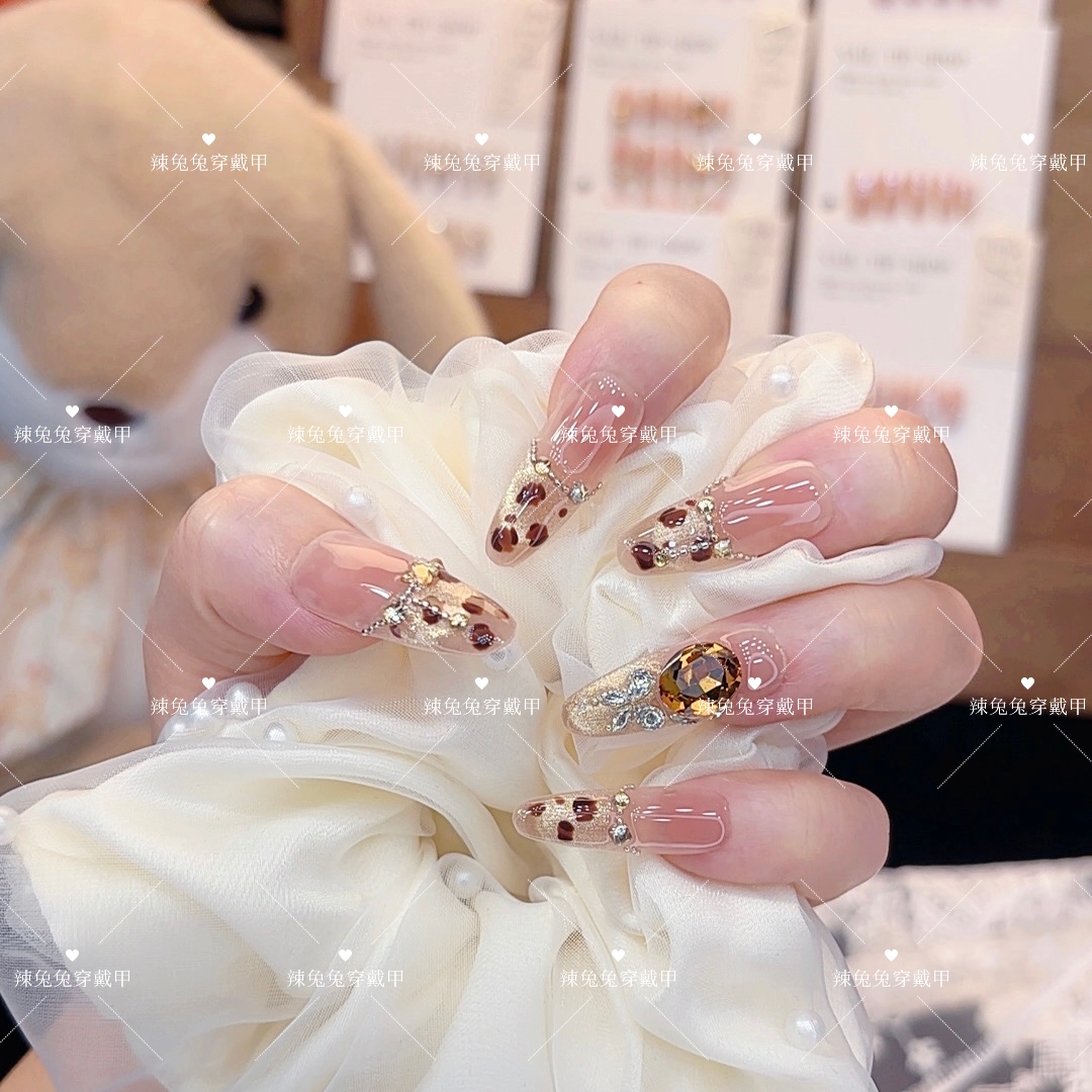 【香槟】时尚清新纯欲高级感成品穿戴式手工美甲显白气质