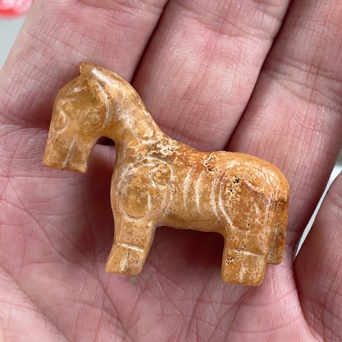 和田玉（糖玉）颈饰未镶嵌