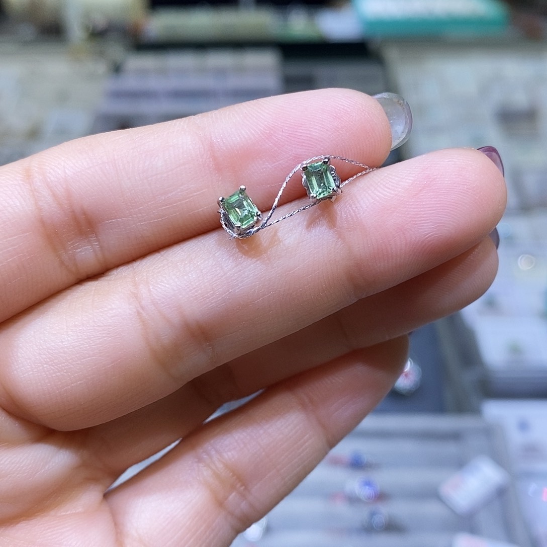 彩色蓝宝石耳饰银S925镶嵌天然彩蓝宝