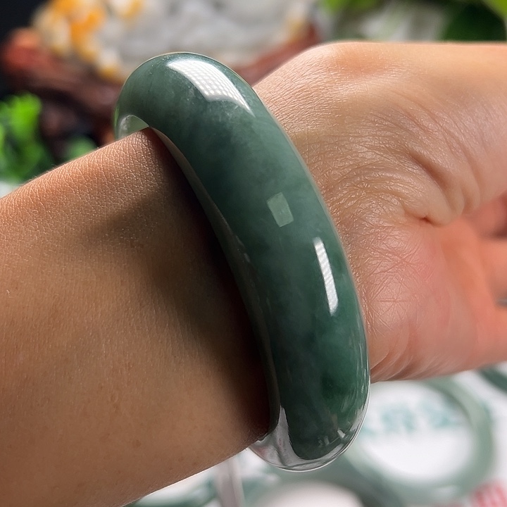 翡翠未镶嵌手镯纯天然缅甸A货翡翠绿轮胎56.5