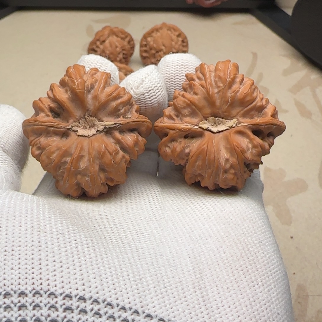 文玩核桃吊坠一代凹底44