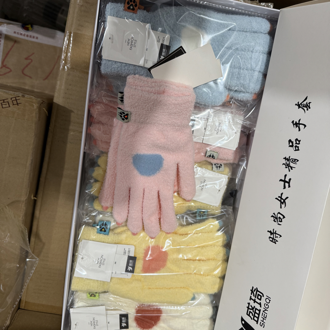 女士手套   颜色随机