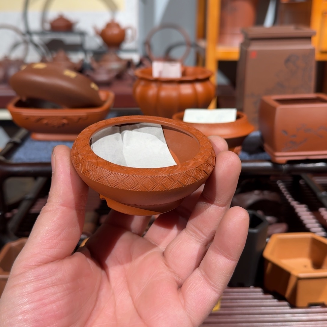  ****紫砂花盆原矿紫泥