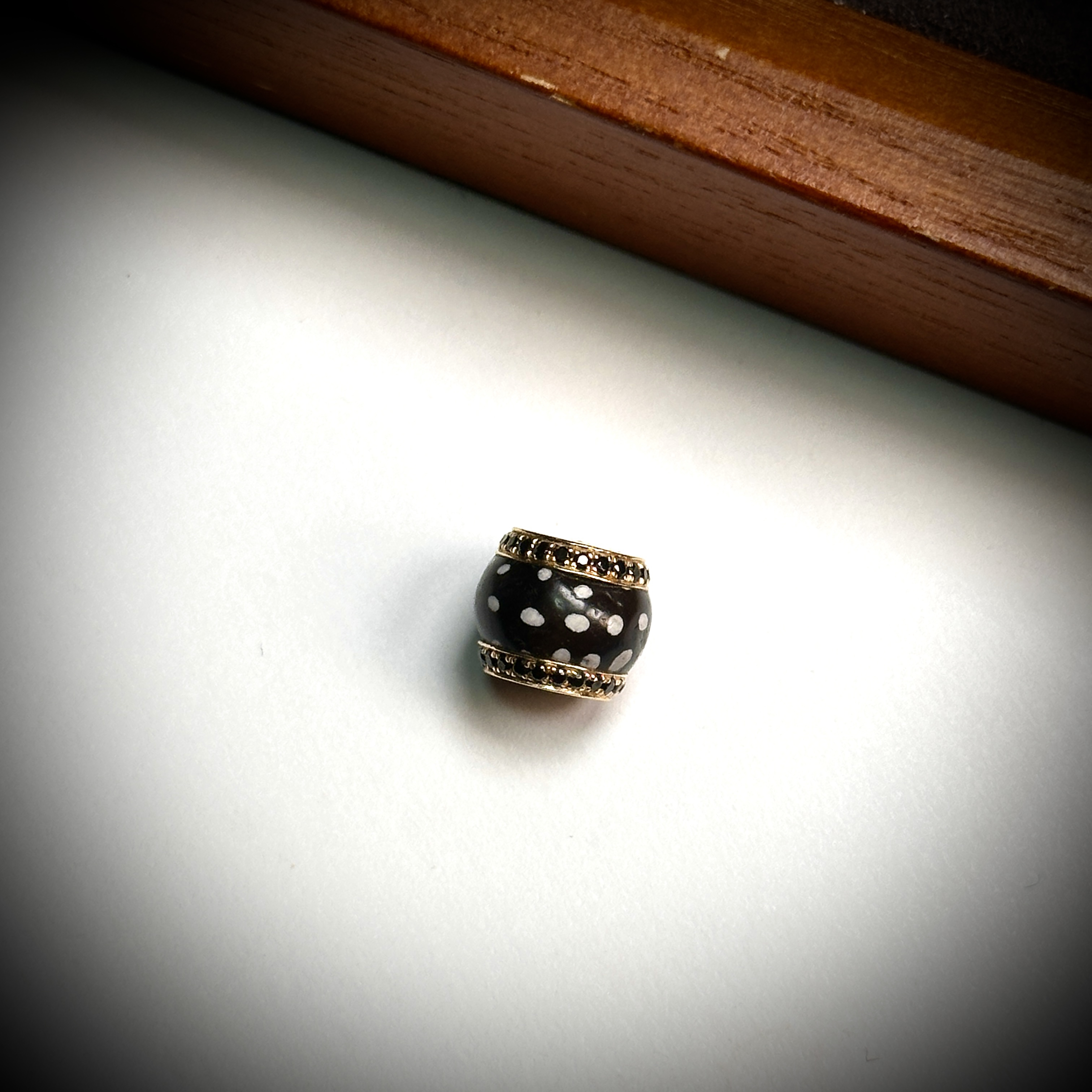 玛瑙黑白满天星古珠配饰 18k 9.7/8.1