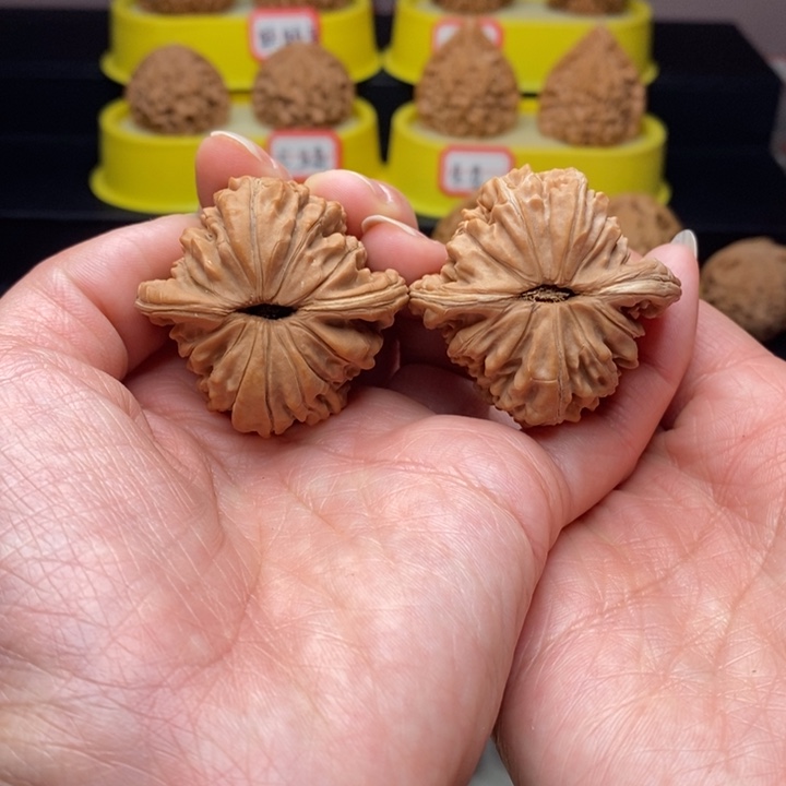 文玩核桃吊坠平谷楼