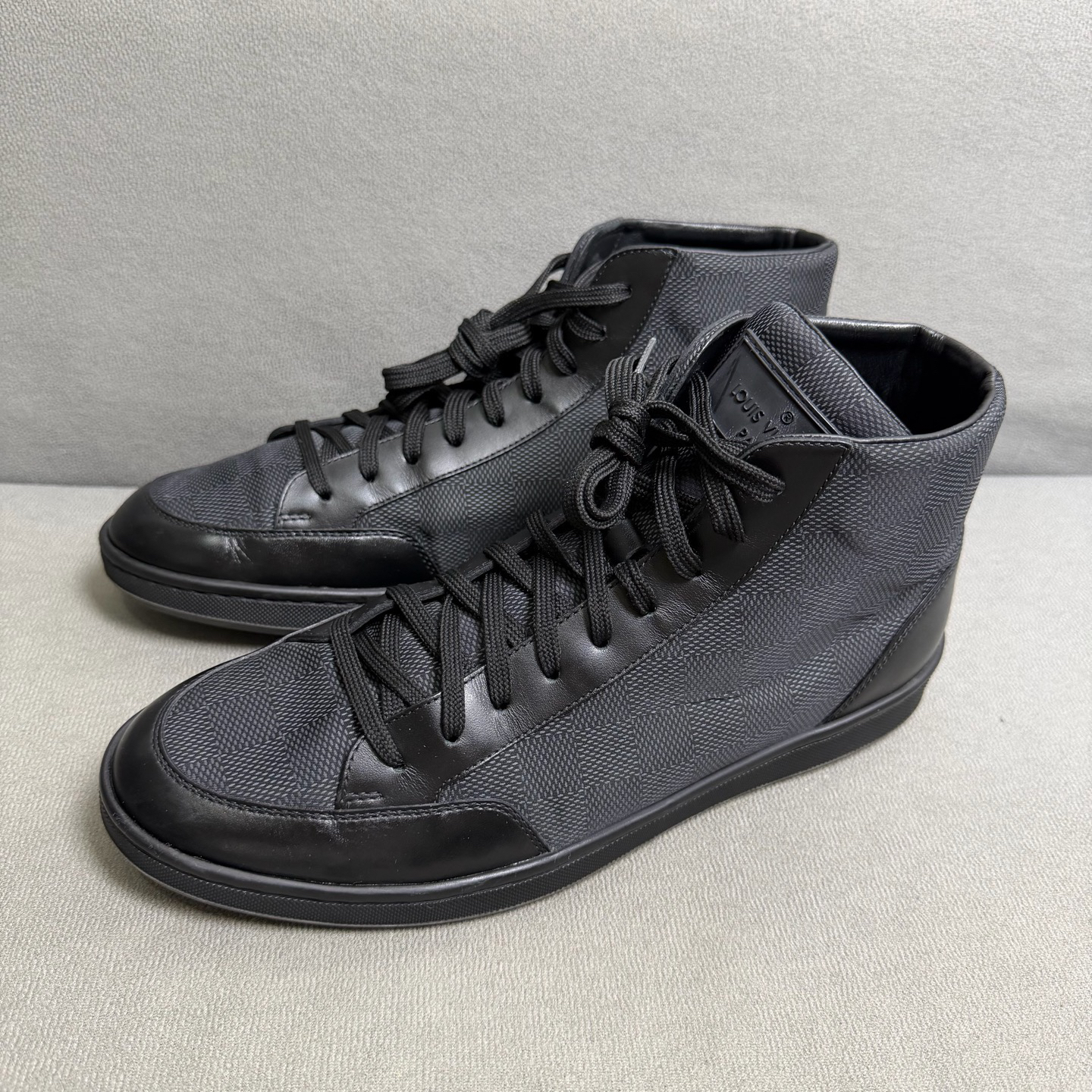 95新 LouisVuitton/路易威登  39.5 黑色帆布满印棋盘格鞋 255