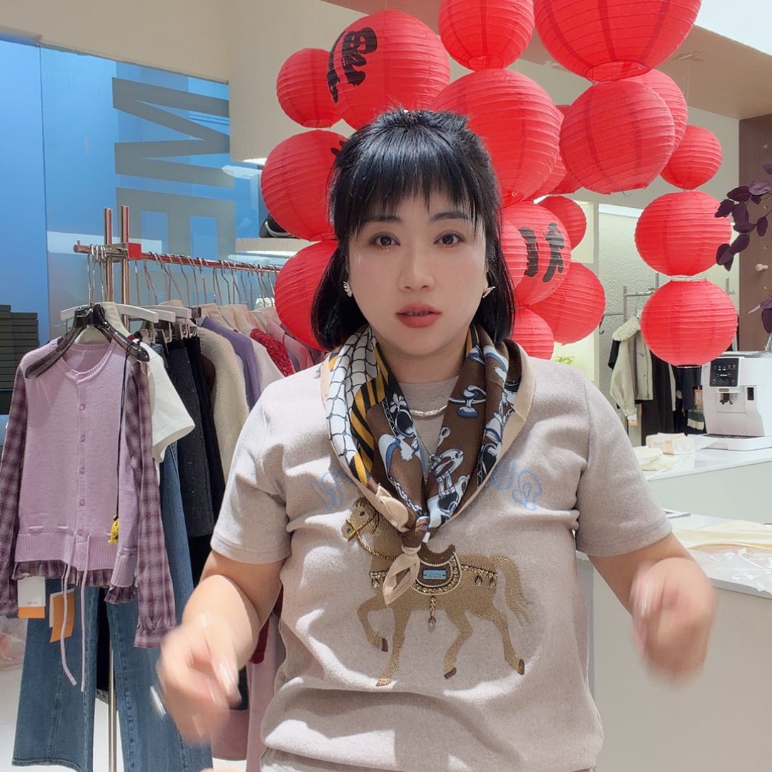 温***馨卓约姿色9203上衣