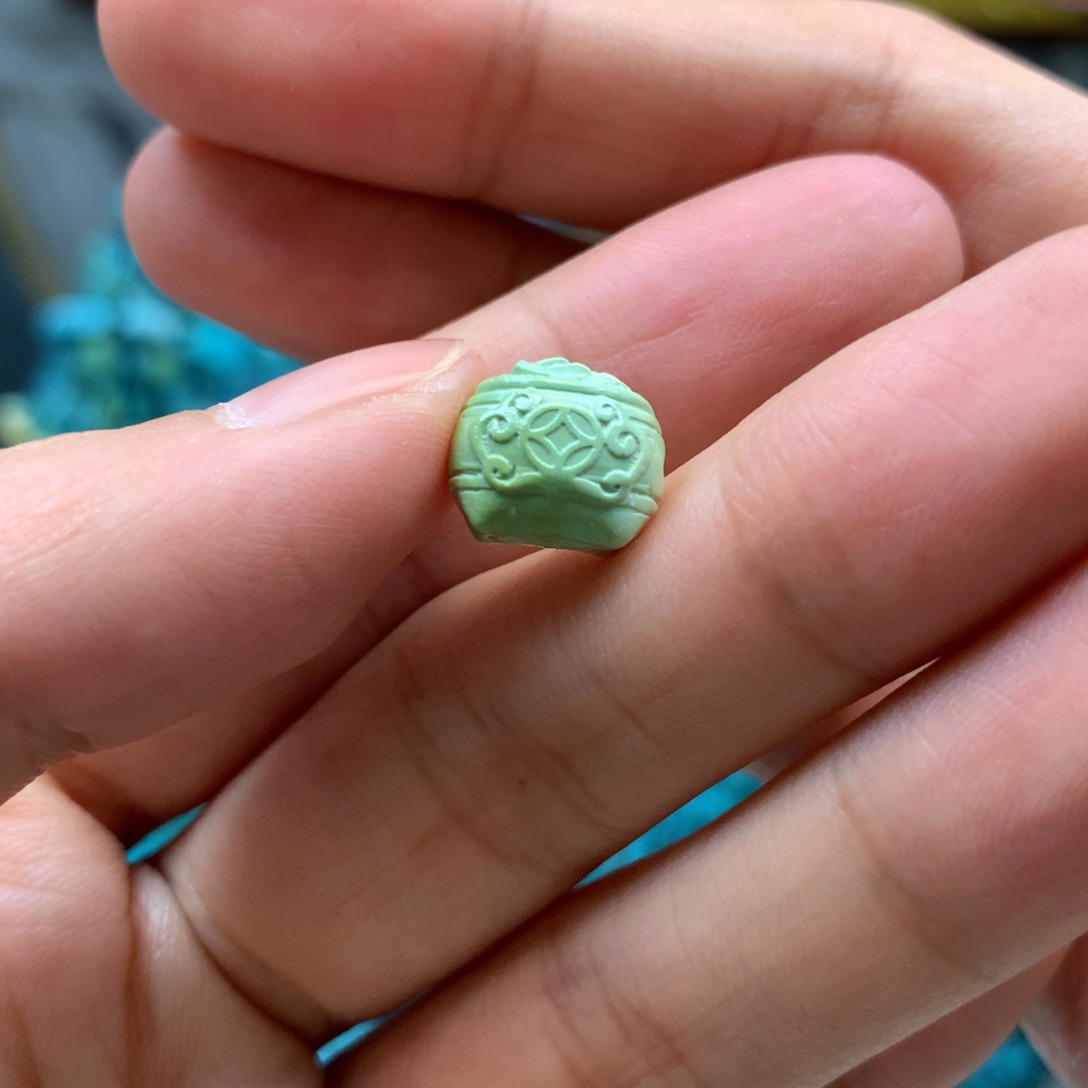 绿松石配饰未镶嵌