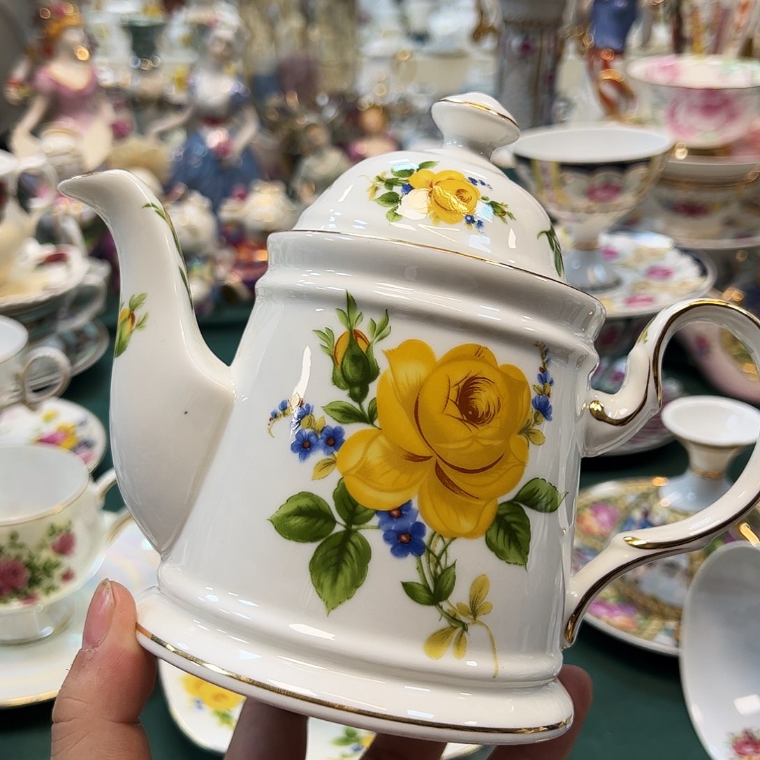 鹿与海陶瓷有限责任公司