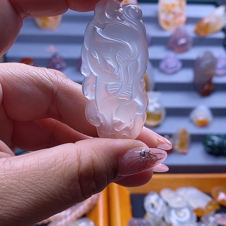 玛瑙/玉髓颈饰未镶嵌