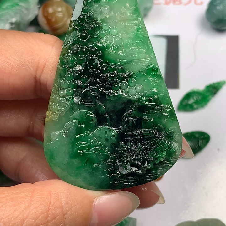 定制翡翠未镶嵌翡翠