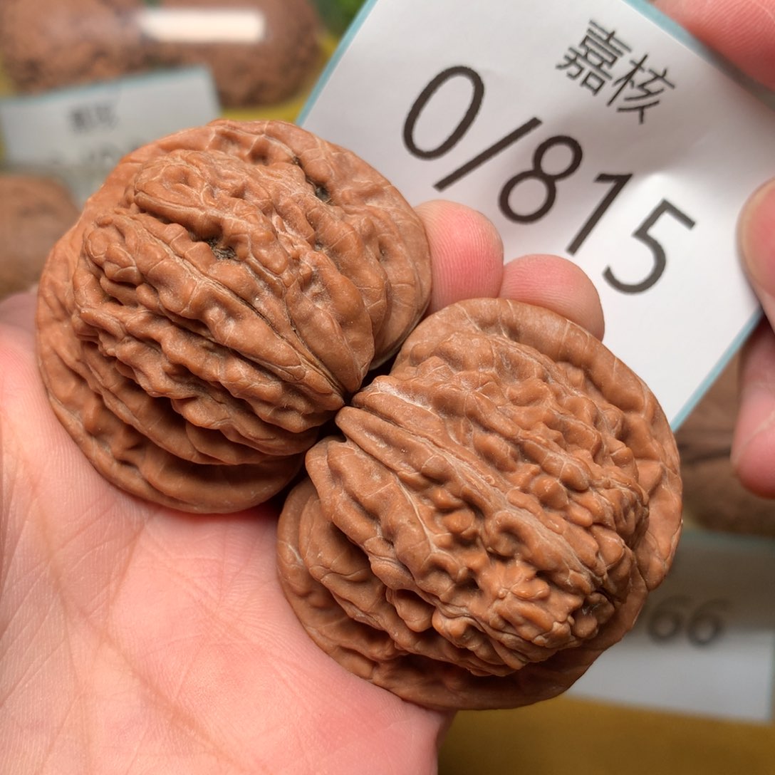 文玩核桃把件毕业汉高楼43