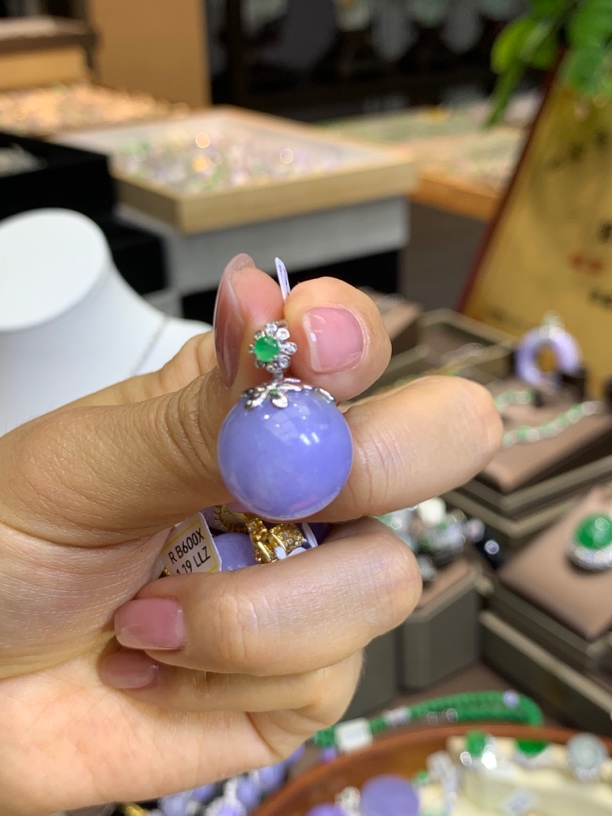 18k金镶嵌吊坠111