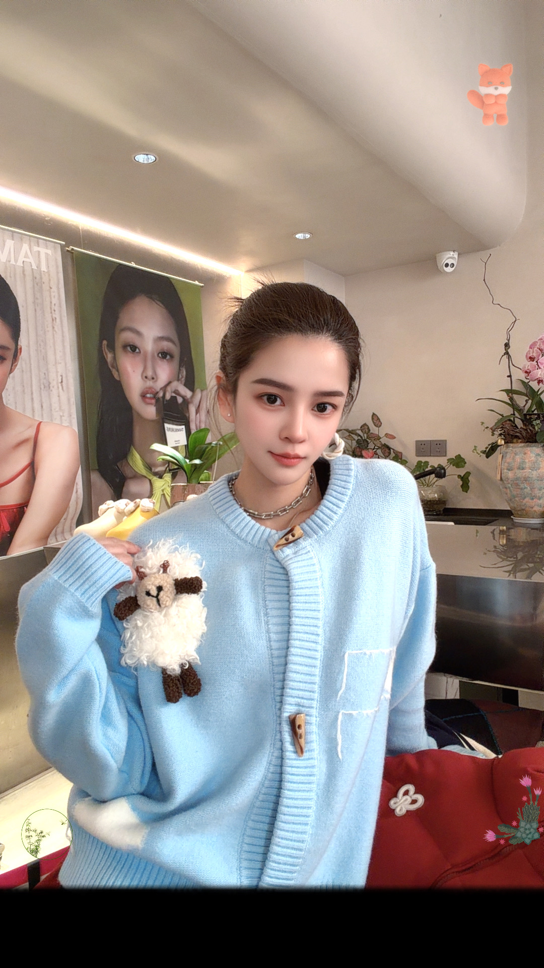 【济州岛】2025冬季：立体卡通羔毛小羊牛角扣针织外套