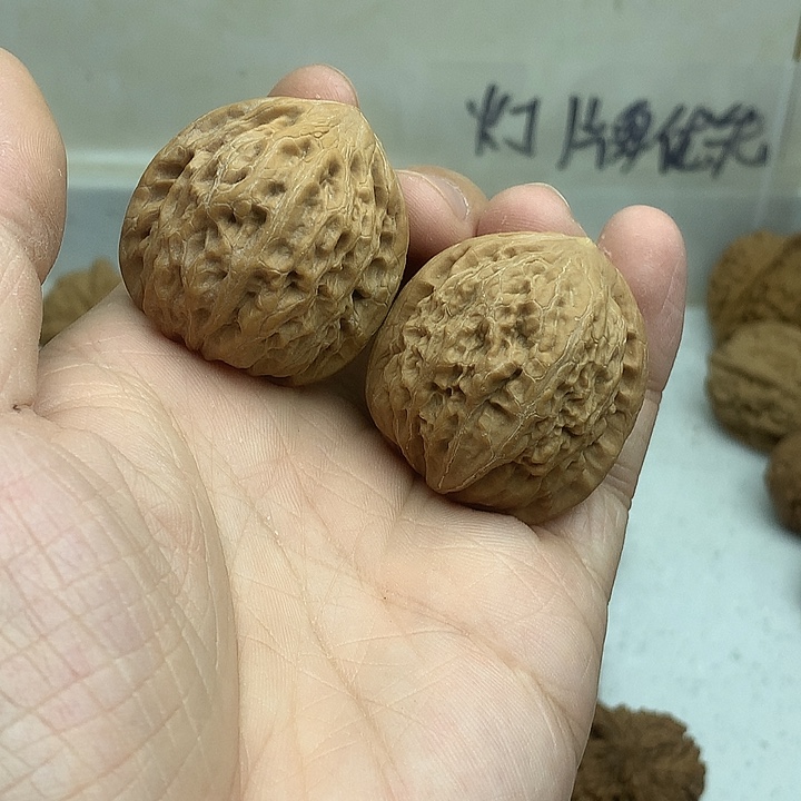 吊坠文玩核桃36 三角铁锤