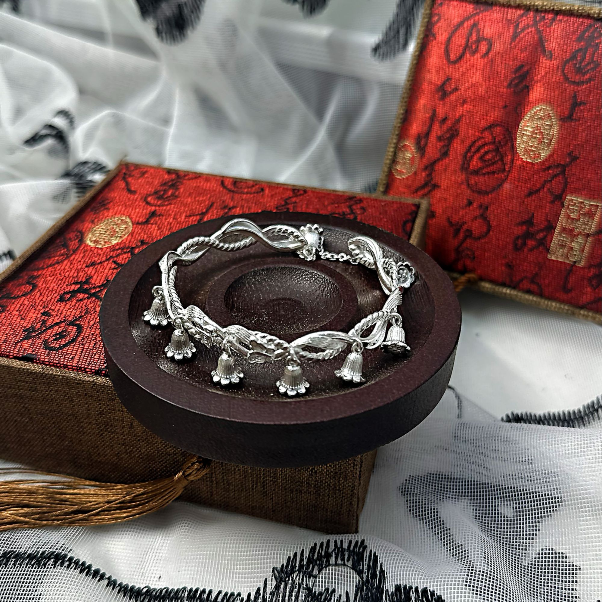 足银手镯 S196 铃兰花蝴蝶开口手镯经典百搭手工时尚复古