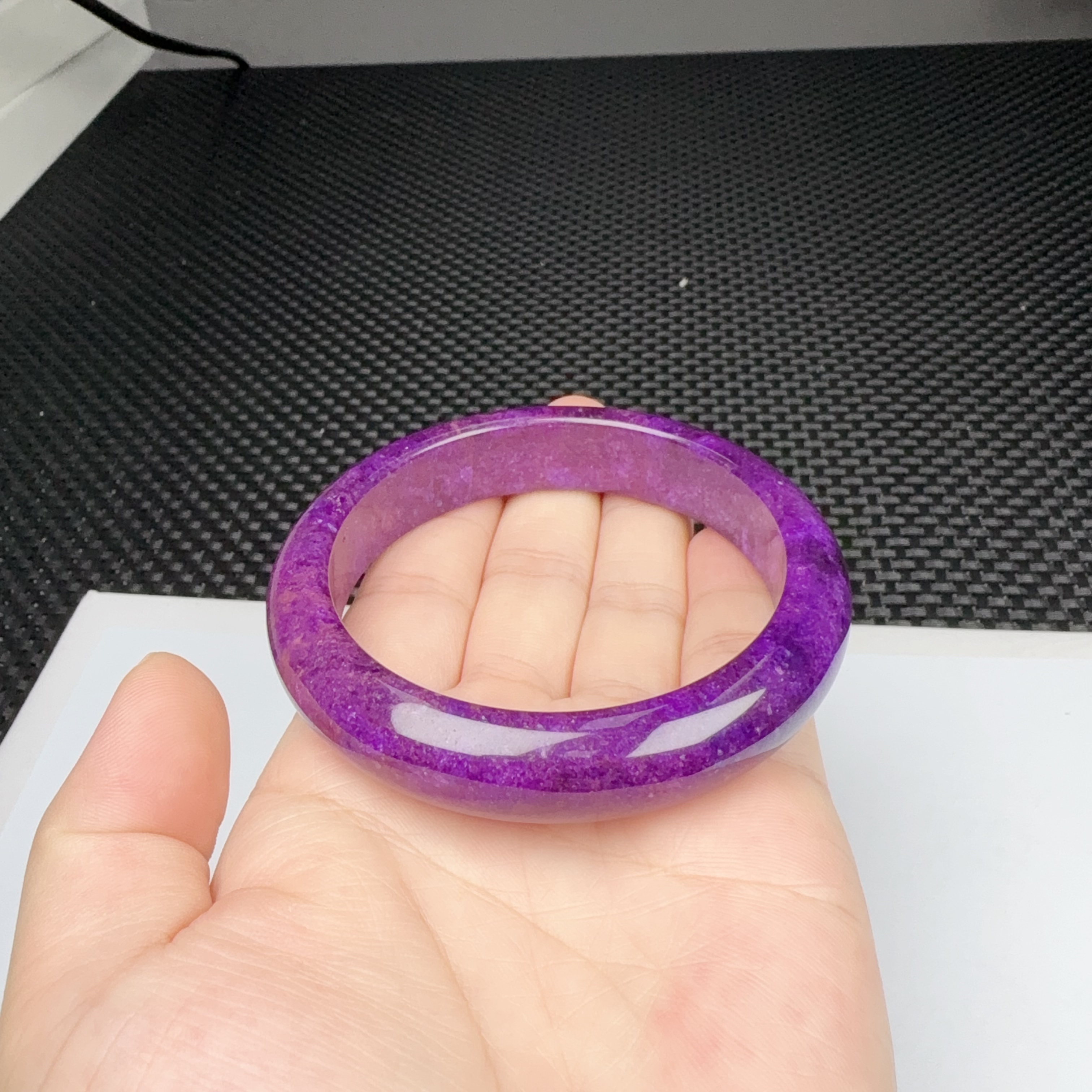 z11紫系常规手镯时尚女士精美复古镯子