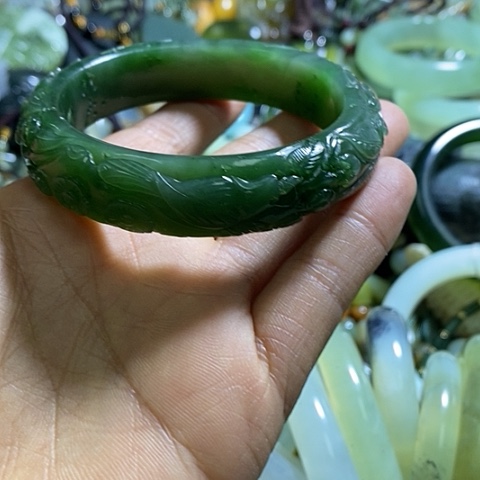 和田玉手镯未镶嵌56口径